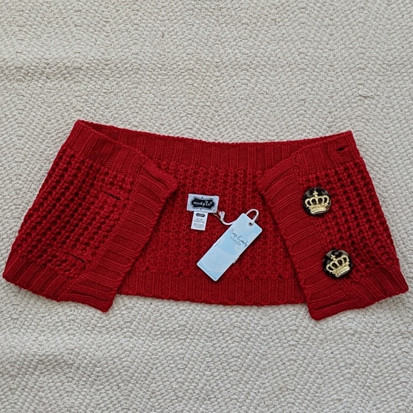 Red Knit Neck Warmer Muffler with Buttons - Picture 3 of 4